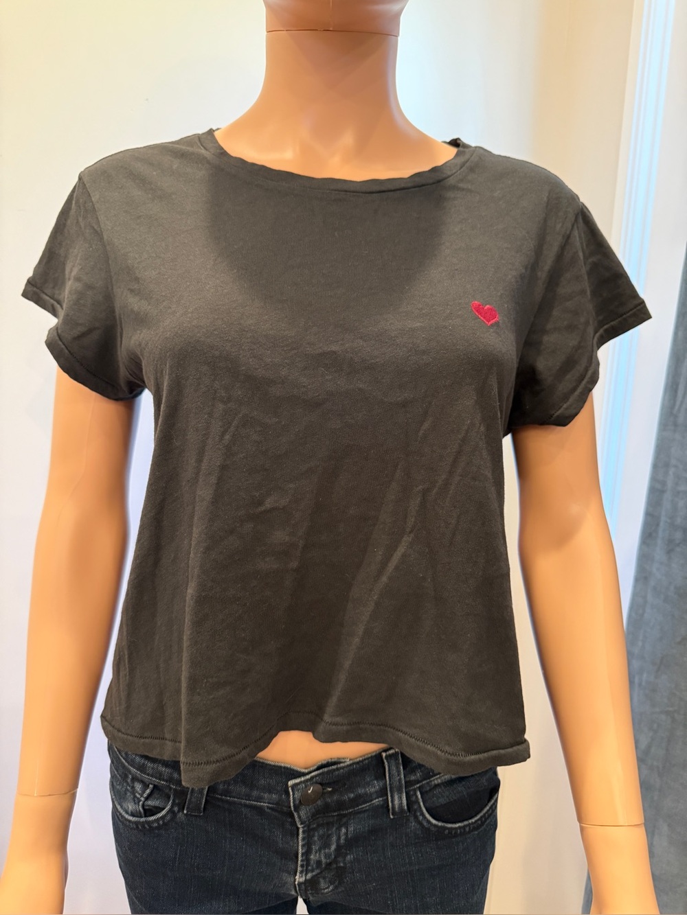 Spiritual Gangster Black Crop Boxy Tee with Heart Detail NWT